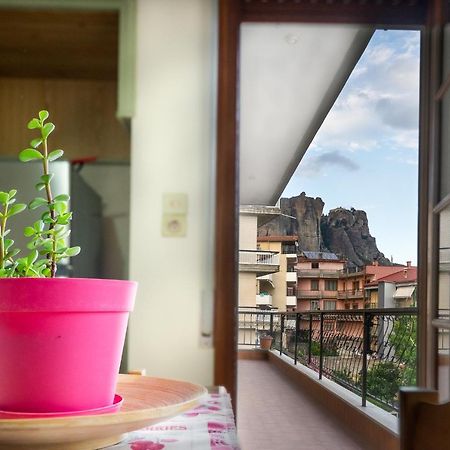Meteora Family House Leilighet Kalampáka Eksteriør bilde